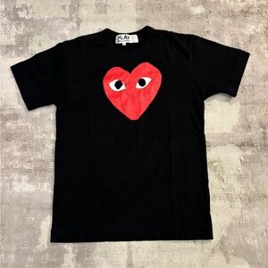 Play  Comme des Garcons shirt